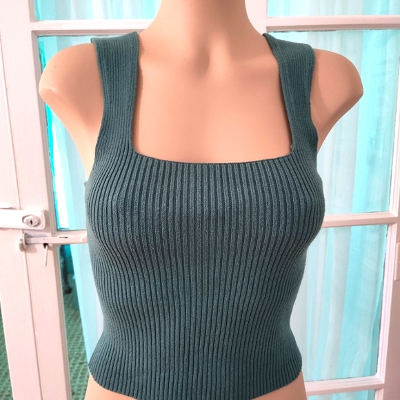 Abercrombie & Fitch Tops - Abercrombie Teal Knit Tank Size Small